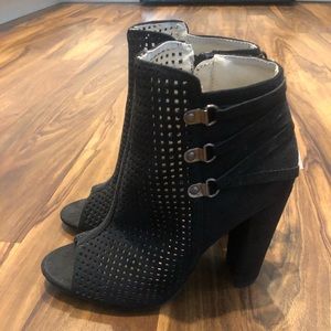 Black booties - Size 7